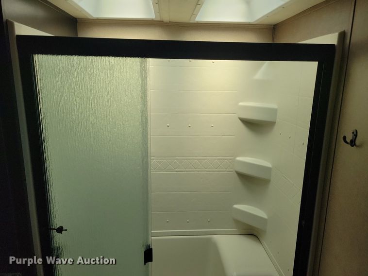 image for item DN3520 2015 Jayco Siesmic Wave 310 toy hauler camper