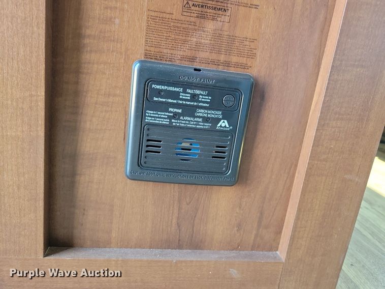 image for item DN3520 2015 Jayco Siesmic Wave 310 toy hauler camper