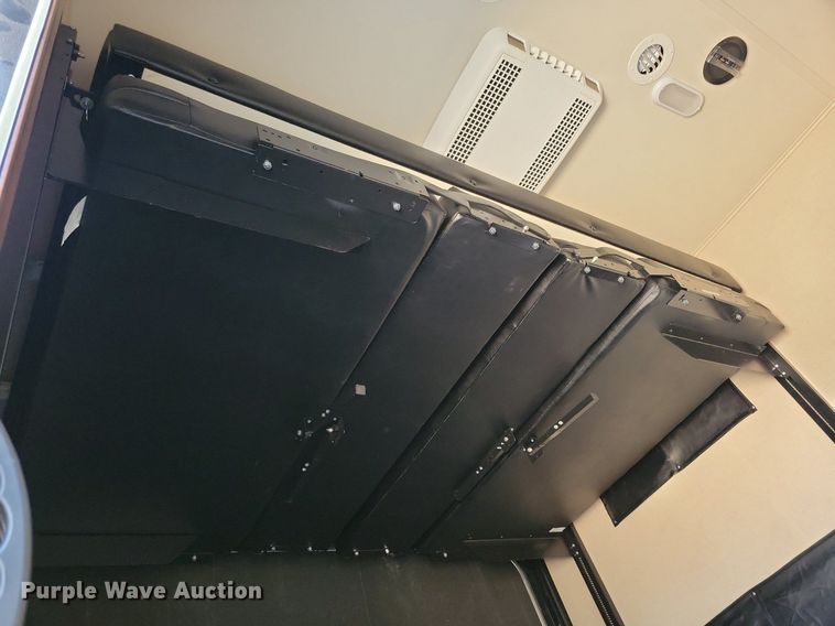 image for item DN3520 2015 Jayco Siesmic Wave 310 toy hauler camper