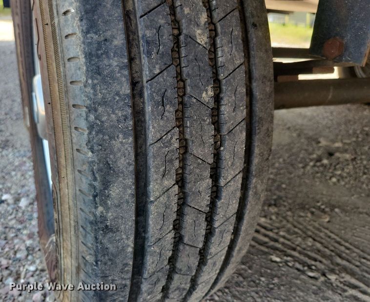 image for item DN3520 2015 Jayco Siesmic Wave 310 toy hauler camper