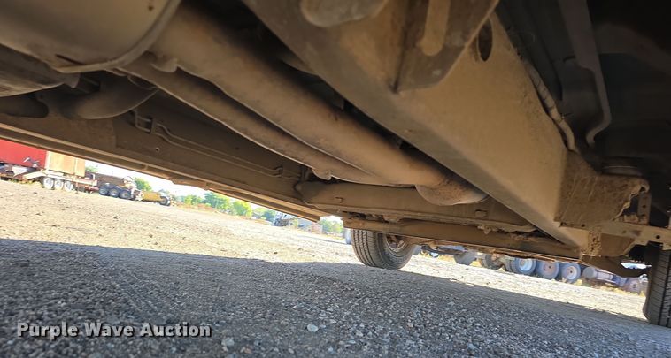 image for item DO5452 2004 Chevrolet Silverado 2500 Crew Cab pickup truck