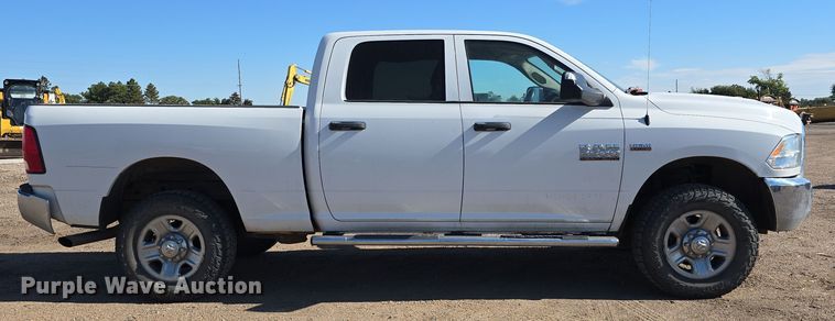 image for item DO5455 2015 Dodge Ram 2500HD Crew Cab pickup truck