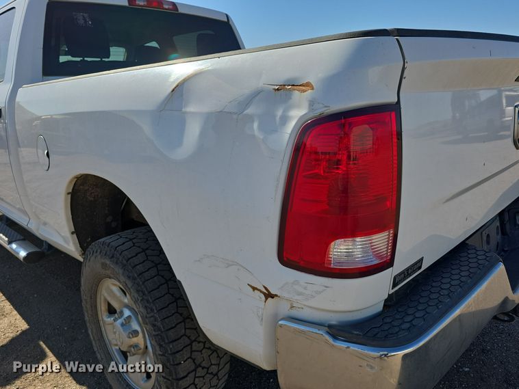 image for item DO5455 2015 Dodge Ram 2500HD Crew Cab pickup truck