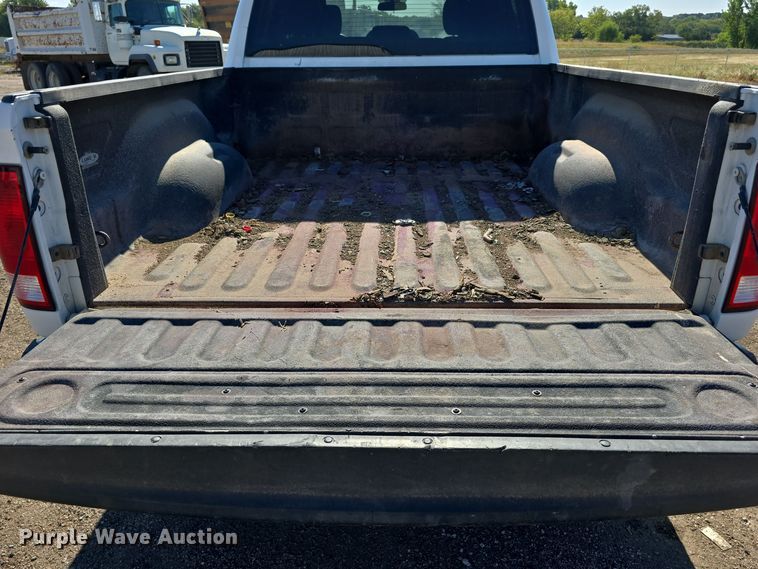 image for item DO5455 2015 Dodge Ram 2500HD Crew Cab pickup truck