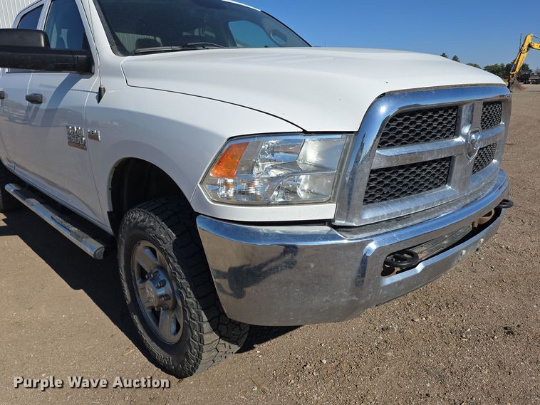 image for item DO5455 2015 Dodge Ram 2500HD Crew Cab pickup truck