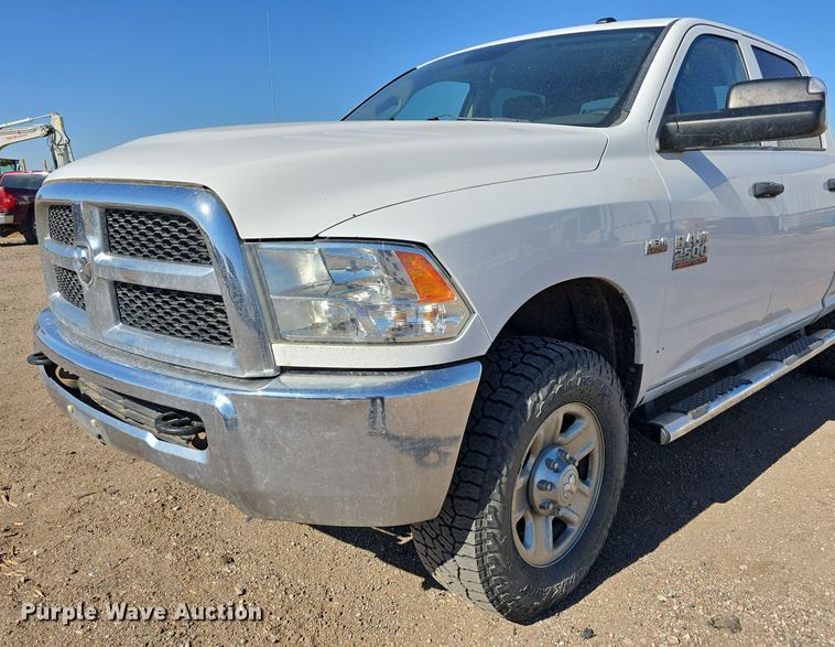image for item DO5455 2015 Dodge Ram 2500HD Crew Cab pickup truck