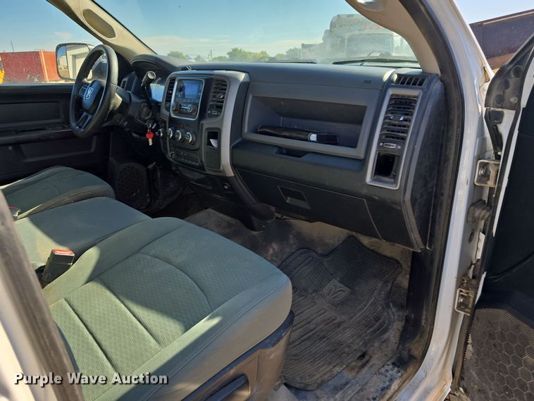 image for item DO5455 2015 Dodge Ram 2500HD Crew Cab pickup truck