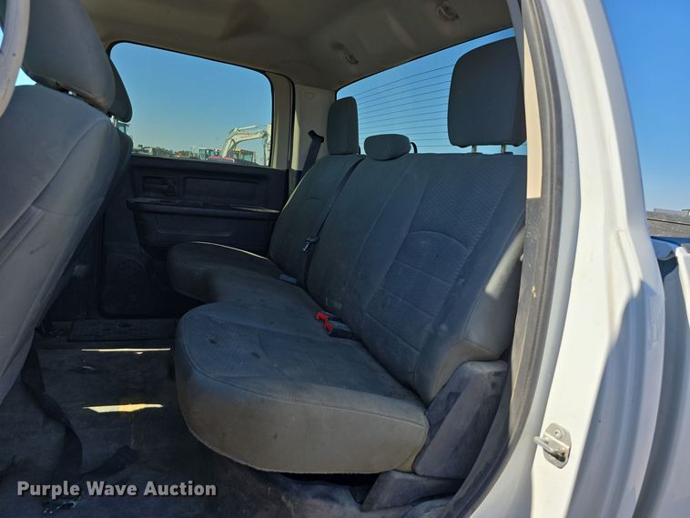 image for item DO5455 2015 Dodge Ram 2500HD Crew Cab pickup truck