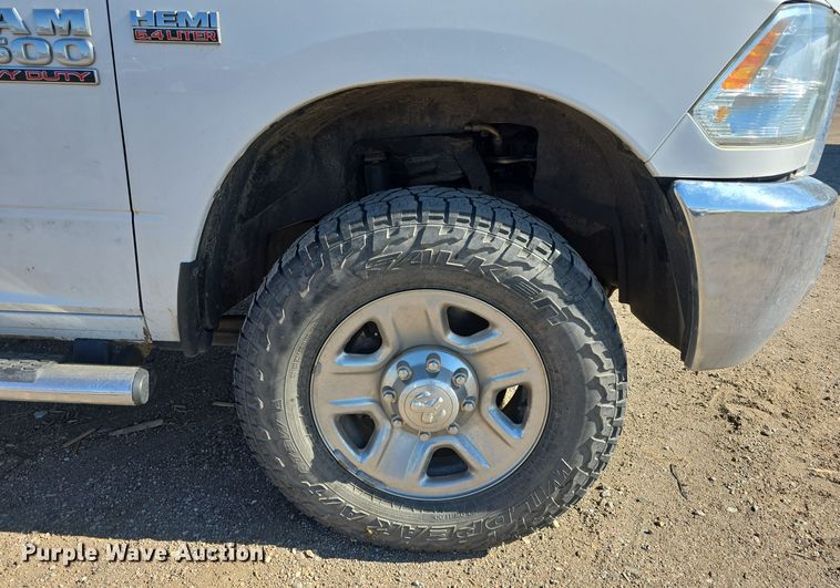 image for item DO5455 2015 Dodge Ram 2500HD Crew Cab pickup truck