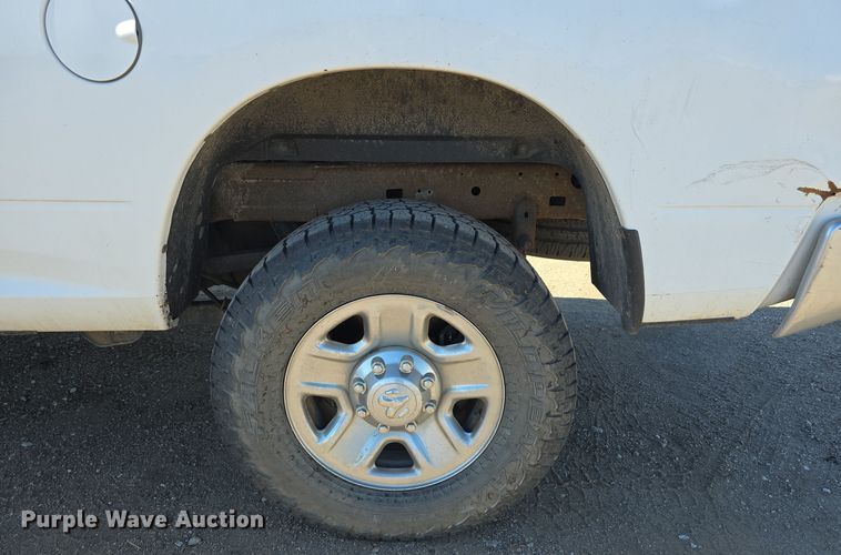 image for item DO5455 2015 Dodge Ram 2500HD Crew Cab pickup truck