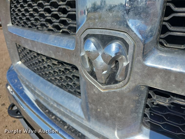 image for item DO5455 2015 Dodge Ram 2500HD Crew Cab pickup truck