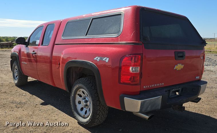 image for item DO5458 2012 Chevrolet Silverado 1500 Ext. Cab pickup truck