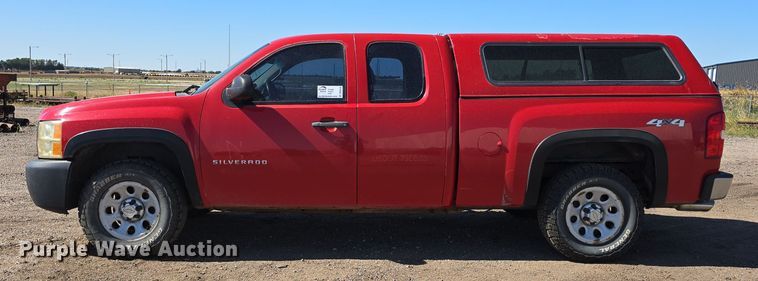 image for item DO5458 2012 Chevrolet Silverado 1500 Ext. Cab pickup truck