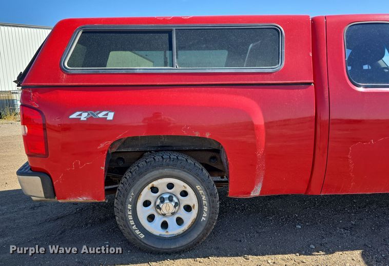 image for item DO5458 2012 Chevrolet Silverado 1500 Ext. Cab pickup truck