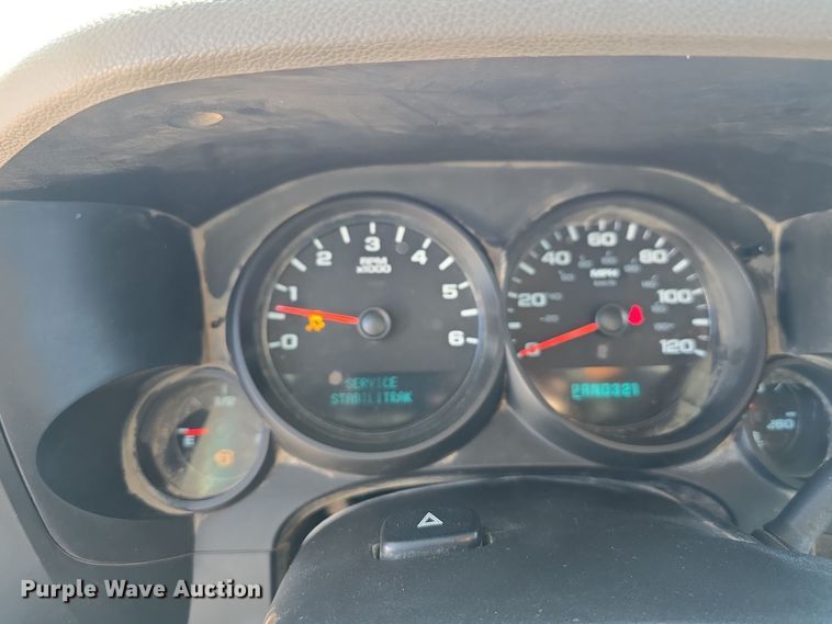 image for item DO5458 2012 Chevrolet Silverado 1500 Ext. Cab pickup truck