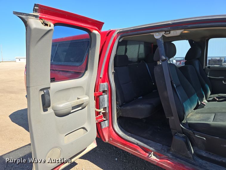 image for item DO5458 2012 Chevrolet Silverado 1500 Ext. Cab pickup truck