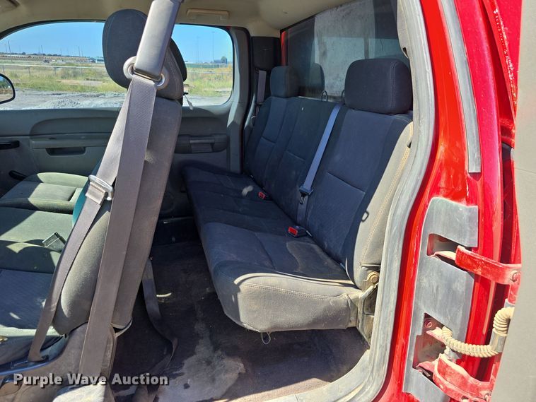 image for item DO5458 2012 Chevrolet Silverado 1500 Ext. Cab pickup truck