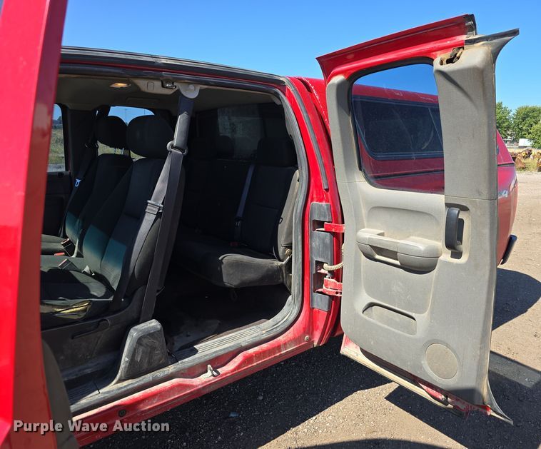 image for item DO5458 2012 Chevrolet Silverado 1500 Ext. Cab pickup truck