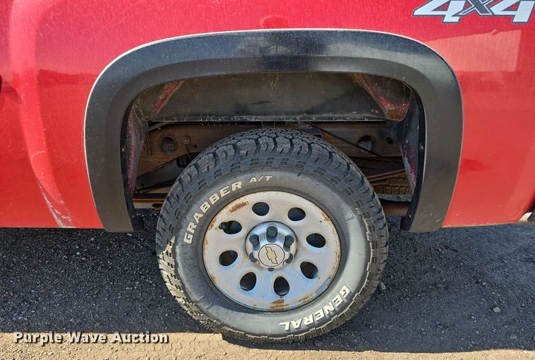 image for item DO5458 2012 Chevrolet Silverado 1500 Ext. Cab pickup truck