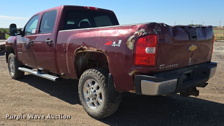 image for item DO5459 2014 Chevrolet Silverado 2500HD LT Crew Cab pickup truck