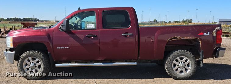 image for item DO5459 2014 Chevrolet Silverado 2500HD LT Crew Cab pickup truck