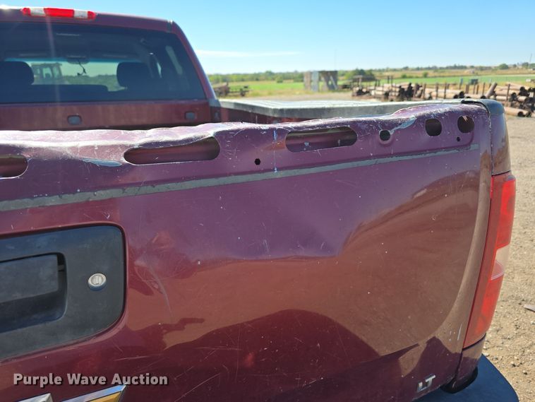 image for item DO5459 2014 Chevrolet Silverado 2500HD LT Crew Cab pickup truck