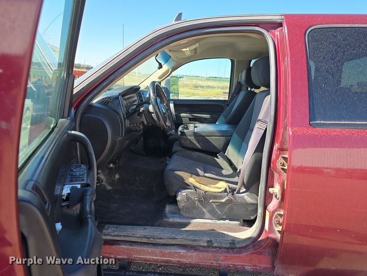 image for item DO5459 2014 Chevrolet Silverado 2500HD LT Crew Cab pickup truck