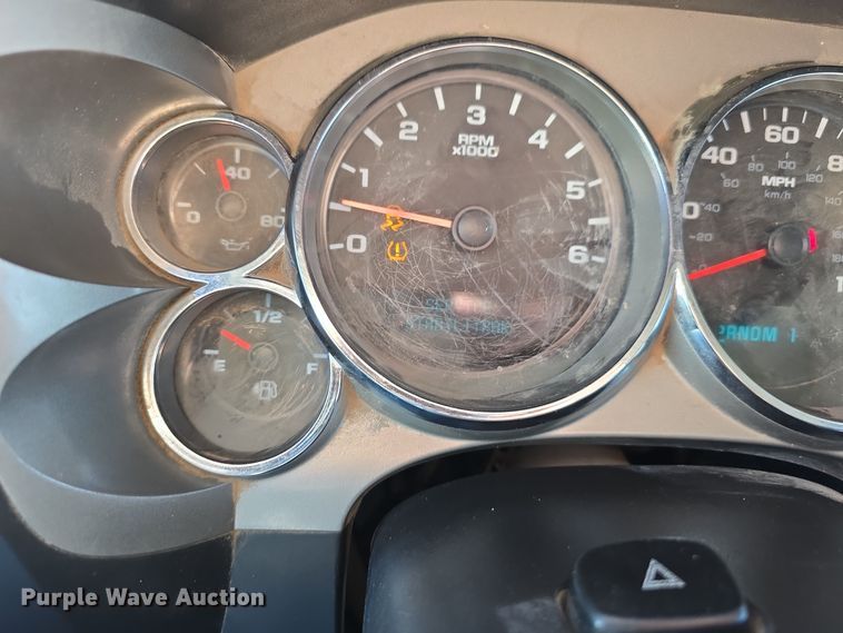 image for item DO5459 2014 Chevrolet Silverado 2500HD LT Crew Cab pickup truck