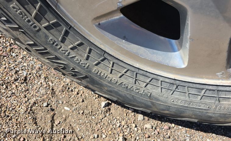 image for item DO5459 2014 Chevrolet Silverado 2500HD LT Crew Cab pickup truck