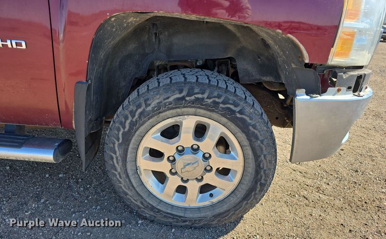 image for item DO5459 2014 Chevrolet Silverado 2500HD LT Crew Cab pickup truck