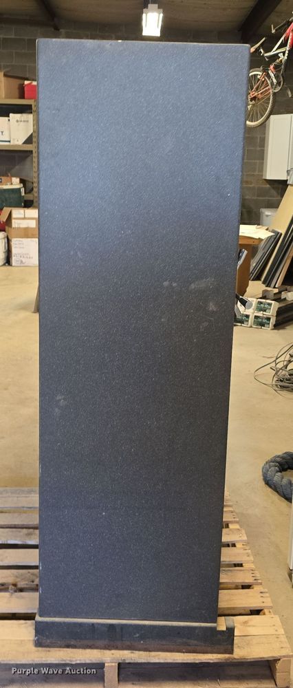 image for item DO5527 Scheels Outfitters safe