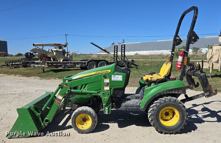 image for item DO5537 2012 John Deere 1023E MFWD tractor