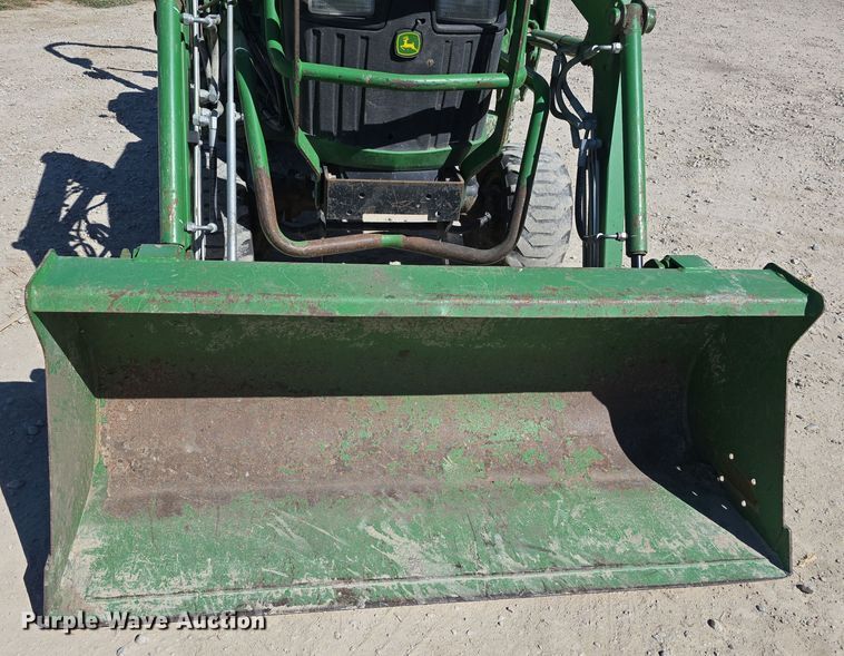 image for item DO5537 2012 John Deere 1023E MFWD tractor