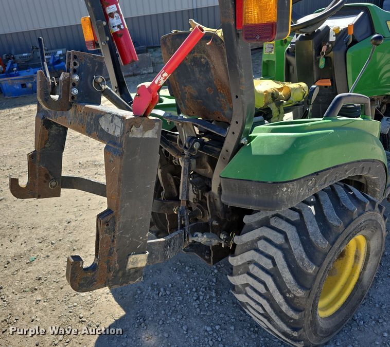 image for item DO5537 2012 John Deere 1023E MFWD tractor