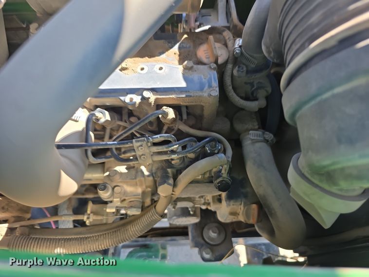 image for item DO5537 2012 John Deere 1023E MFWD tractor