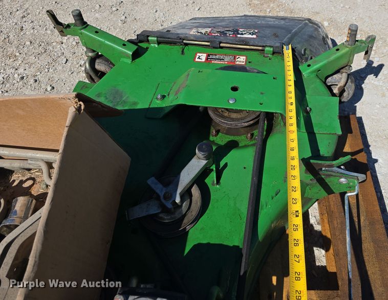 image for item DO5537 2012 John Deere 1023E MFWD tractor