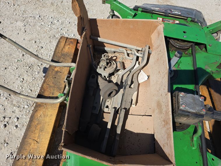 image for item DO5537 2012 John Deere 1023E MFWD tractor