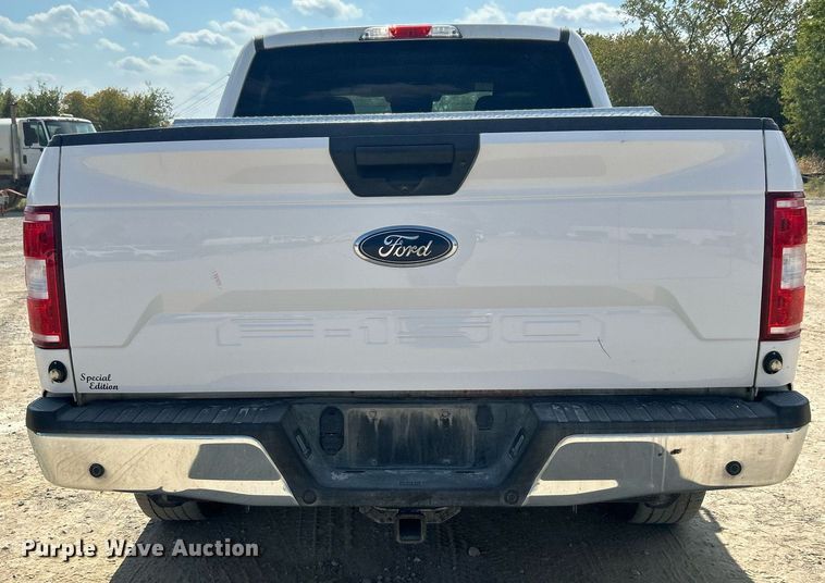 image for item DO7535 2020 Ford F150 XL SuperCrew pickup truck