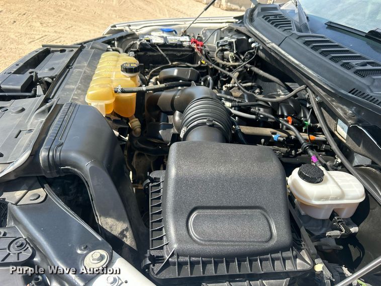 image for item DO7535 2020 Ford F150 XL SuperCrew pickup truck