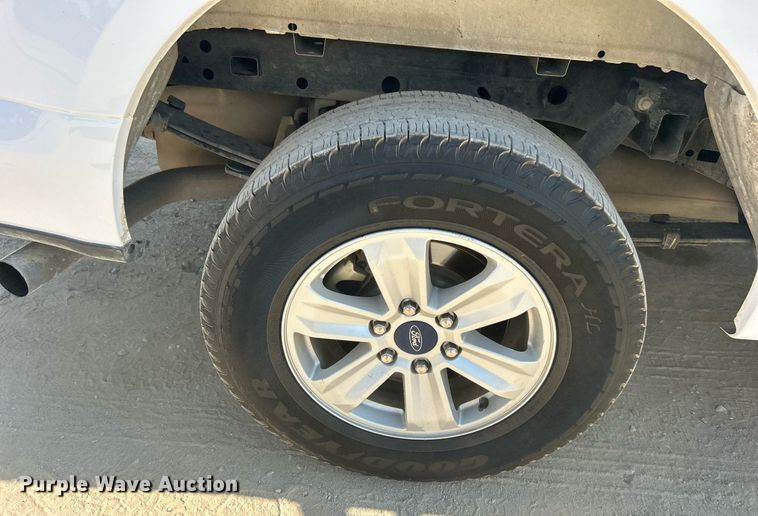 image for item DO7535 2020 Ford F150 XL SuperCrew pickup truck