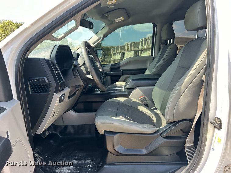 image for item DO7536 2018 Ford F150 XL SuperCrew pickup truck