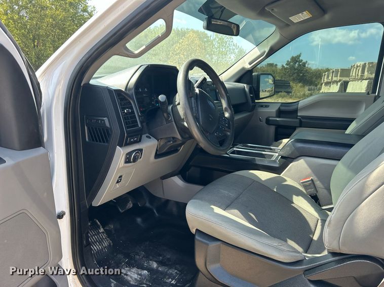 image for item DO7536 2018 Ford F150 XL SuperCrew pickup truck