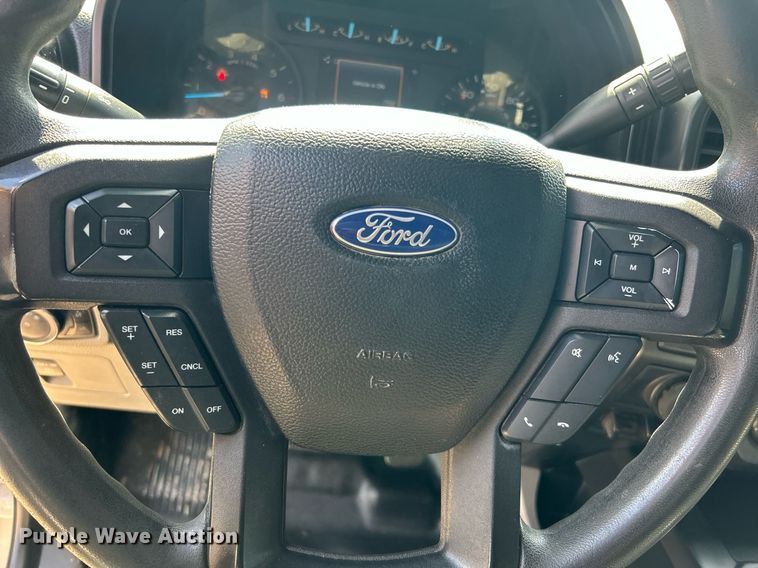 image for item DO7536 2018 Ford F150 XL SuperCrew pickup truck