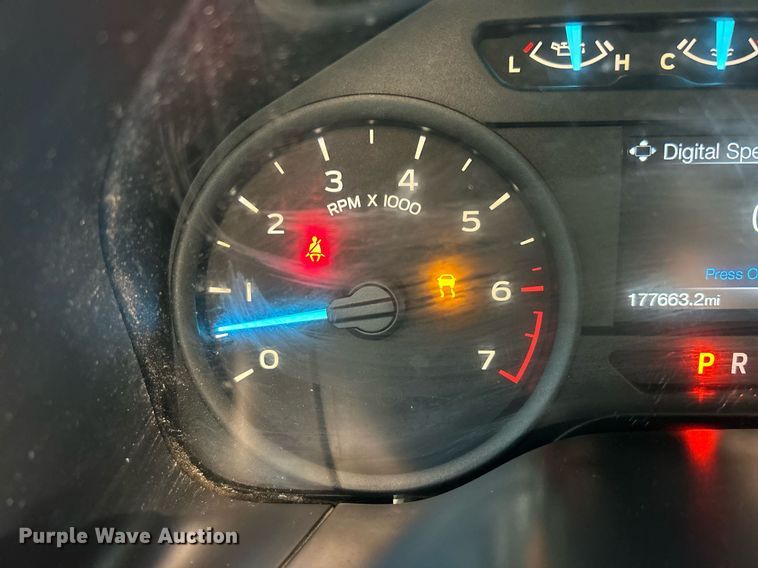 image for item DO7536 2018 Ford F150 XL SuperCrew pickup truck