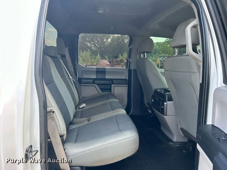 image for item DO7536 2018 Ford F150 XL SuperCrew pickup truck