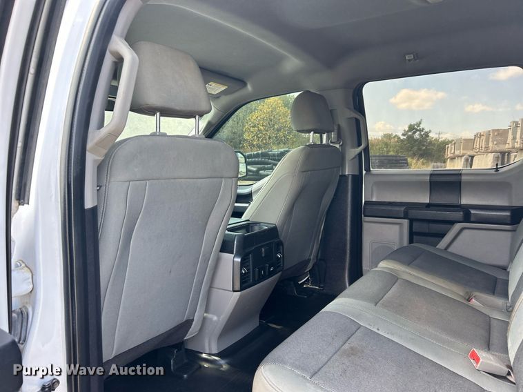 image for item DO7536 2018 Ford F150 XL SuperCrew pickup truck