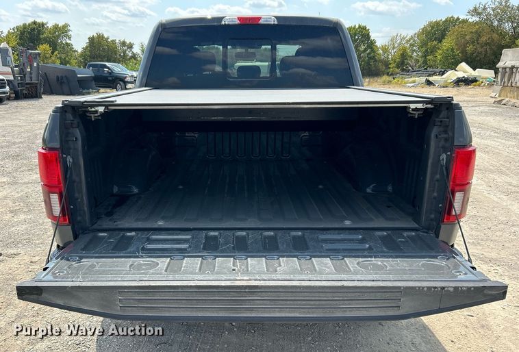 image for item DO7541 2020 Ford F150 Lariat SuperCrew pickup truck