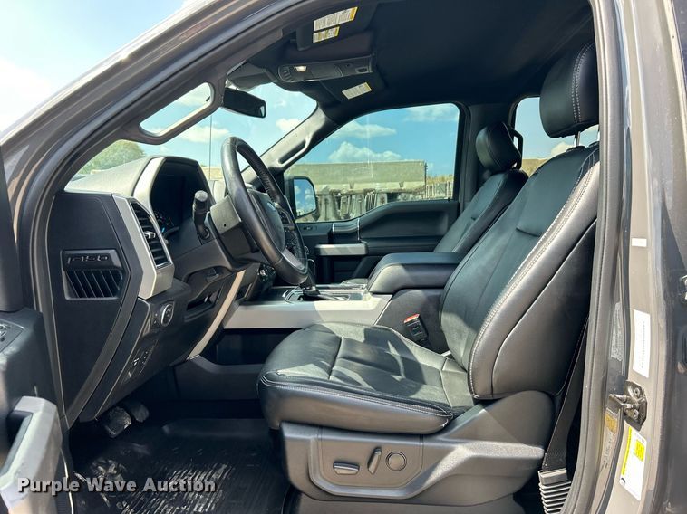 image for item DO7541 2020 Ford F150 Lariat SuperCrew pickup truck