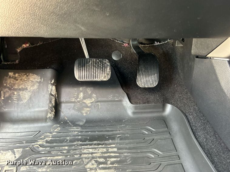 image for item DO7541 2020 Ford F150 Lariat SuperCrew pickup truck