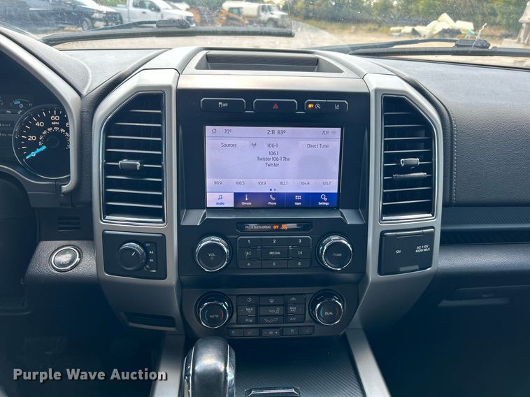 image for item DO7541 2020 Ford F150 Lariat SuperCrew pickup truck